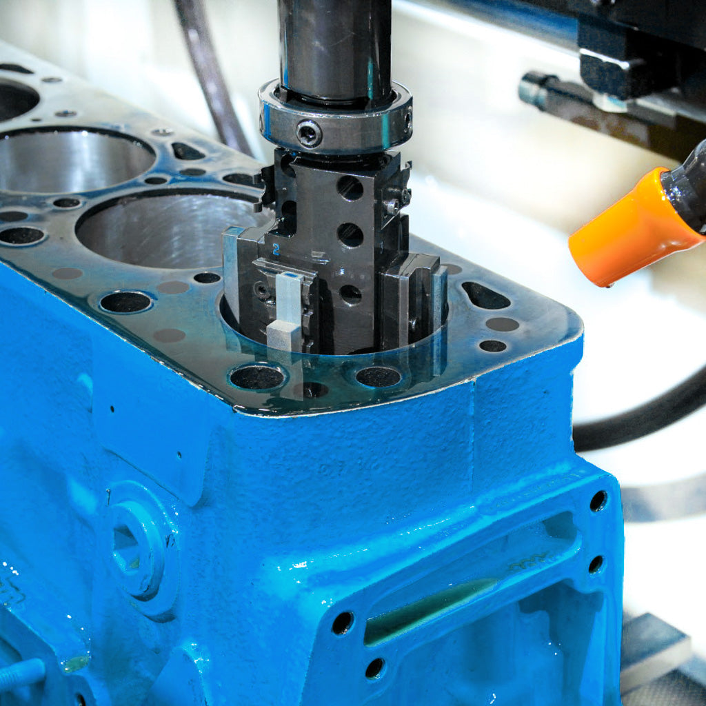 Honing the engine block