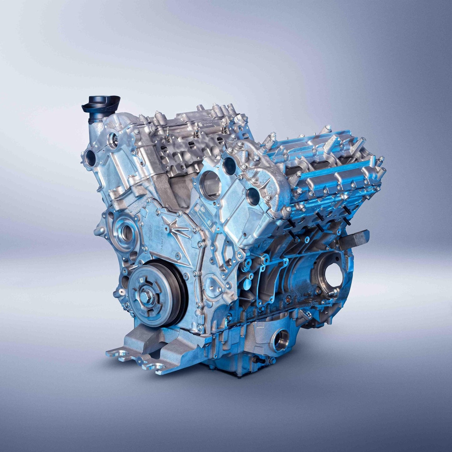 Austauschmotor Mercedes Benz 300, 320, 350 CDI OM642.850 - MIK Motoren GmbH