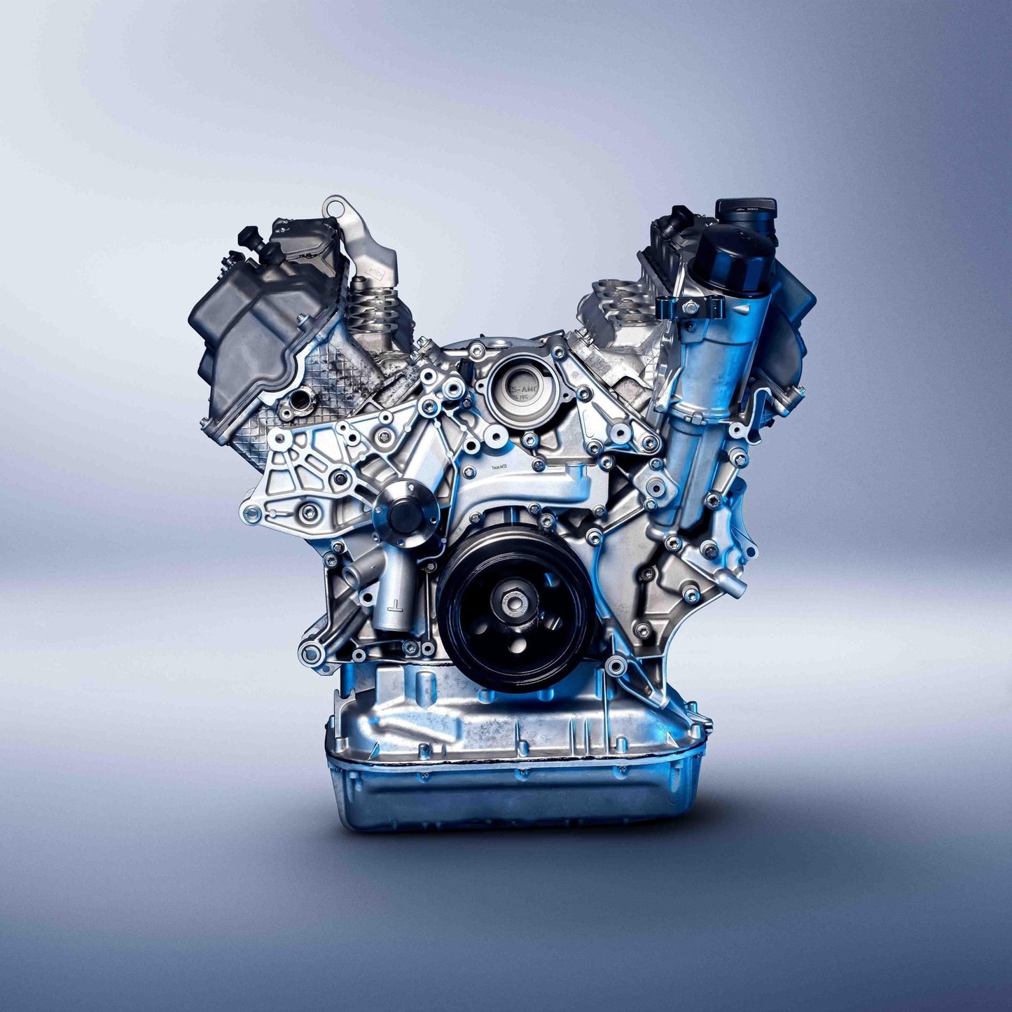Motorüberholung / Austauschmotor V8 M113.989 - Mercedes: ML 55 AMG, SLK 55 AMG - MIK Motoren GmbH