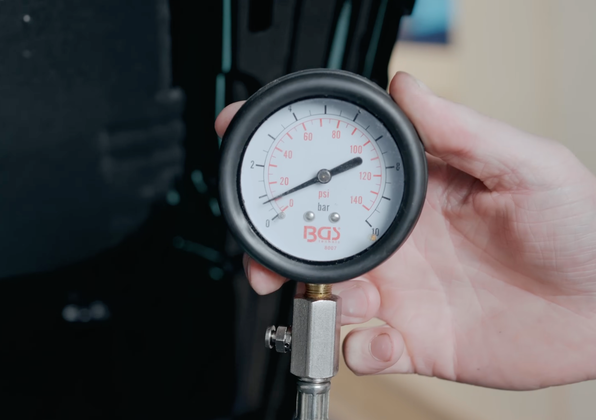 Oil pressure measurement on a warm N57