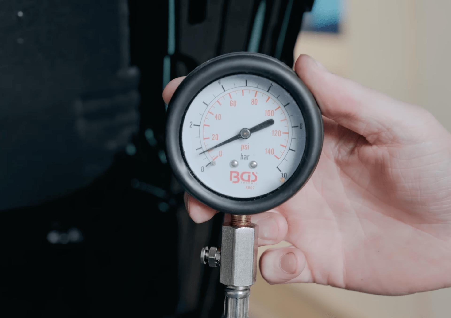 Oil pressure measurement on a warm N57